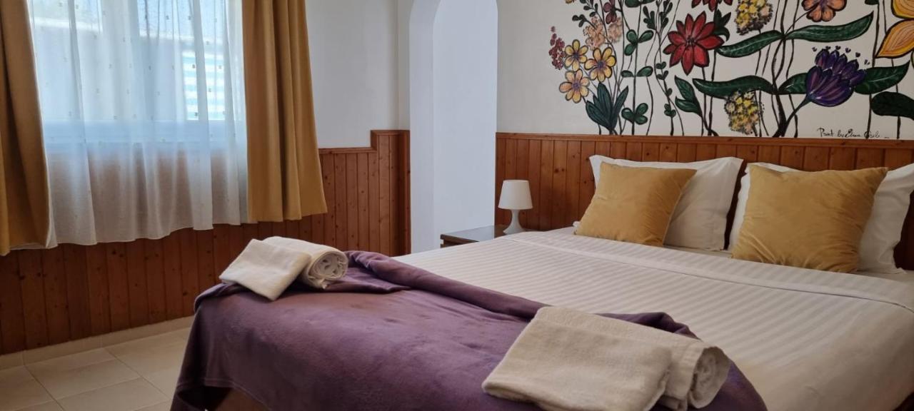 Surf House Helena Hotel Baleal Bagian luar foto
