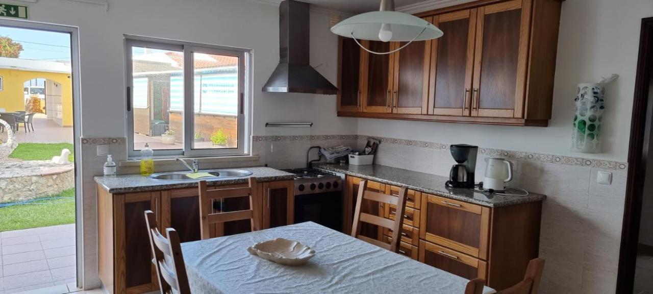 Surf House Helena Hotel Baleal Bagian luar foto