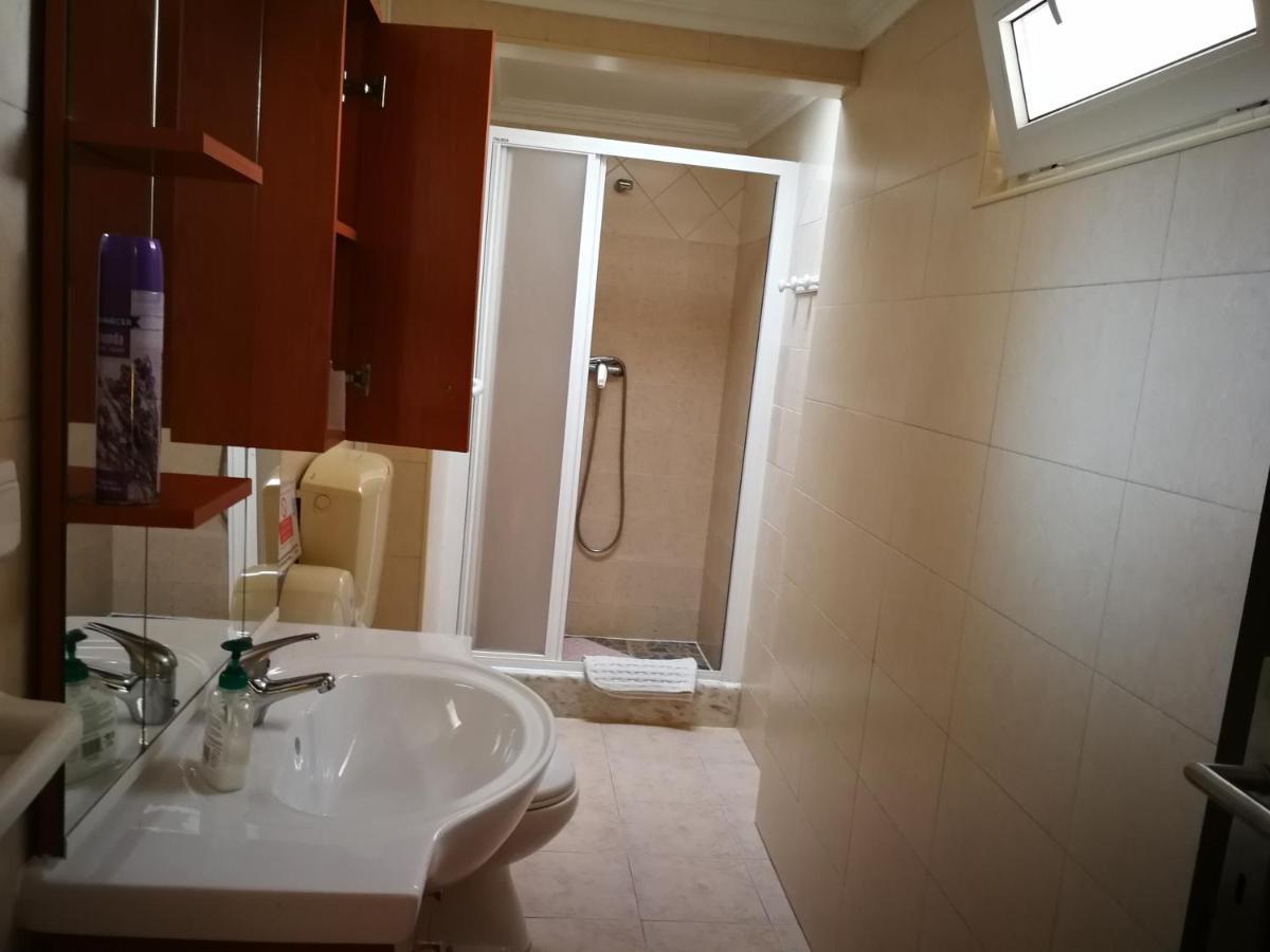 Surf House Helena Hotel Baleal Bagian luar foto